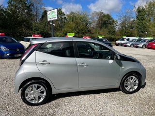 /photos/10173/061e47ec-18ae-c902-2e0f-ca05331ce72b_i320x240.jpg
