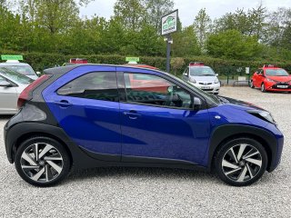 /photos/10173/32db2291-bf82-512a-c95a-726182ca8f89_i320x240.jpg